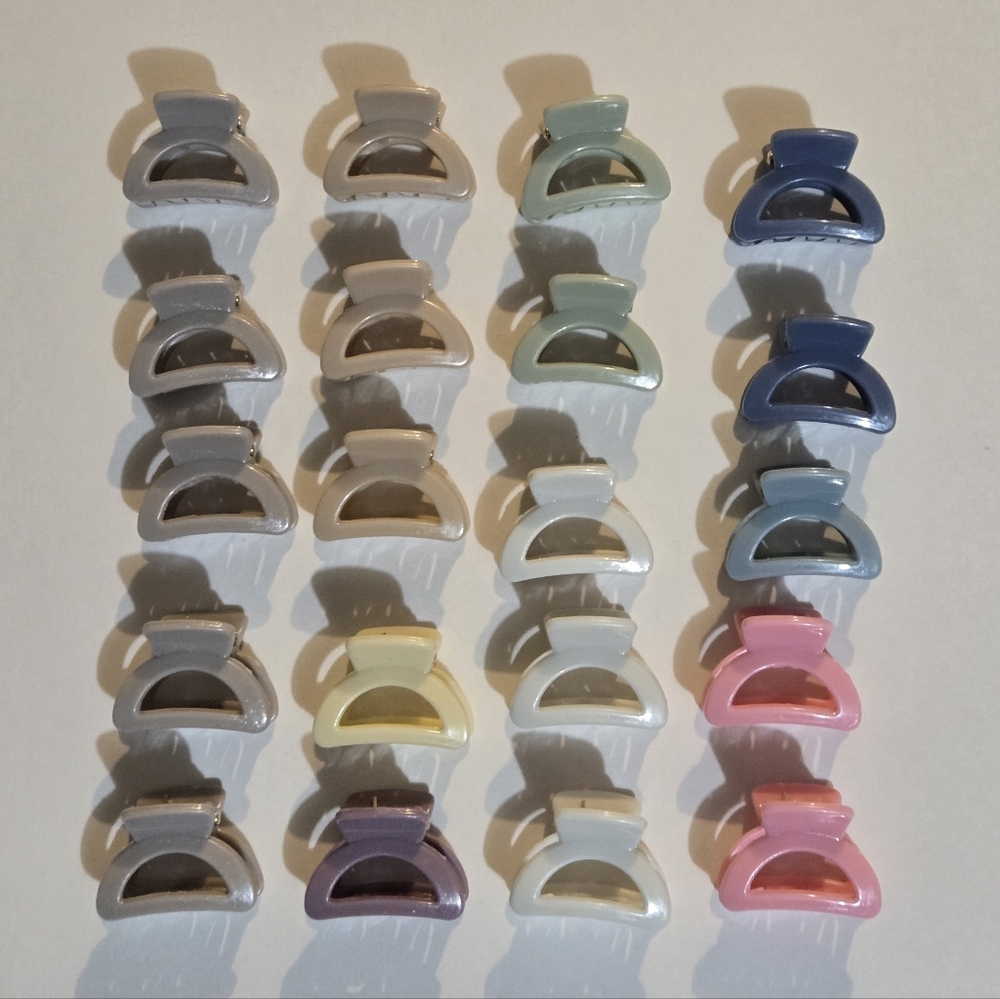 Set of 20 Mini Hair Clips